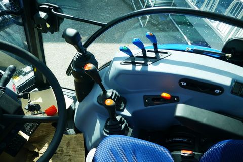 [3600-7117977-8.jpg]
