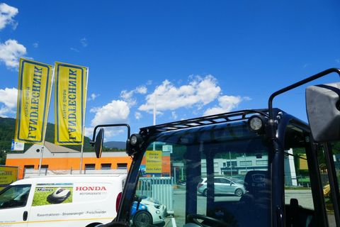 [3600-7122205-8.jpg]
