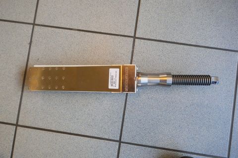[3600-7198616-0.jpg]