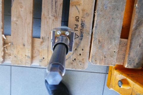 [3600-7198616-6.jpg]