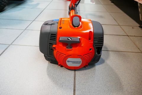 [3600-7341051-0.jpg]