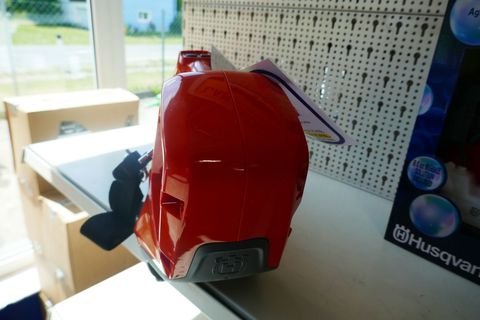 [3600-7345429-2.jpg]