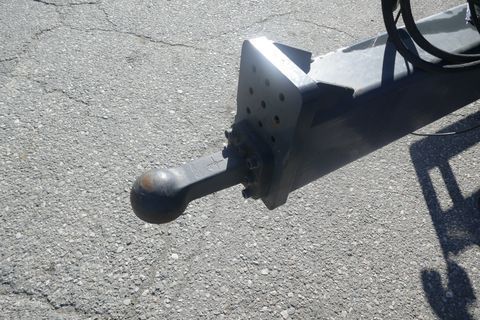 [3600-7371145-3.jpg]