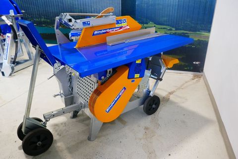 [3600-7497416-6.jpg]