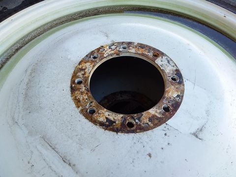 [3606-3216410-3.jpg]