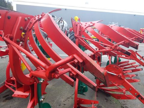 [3606-4121052-2.jpg]