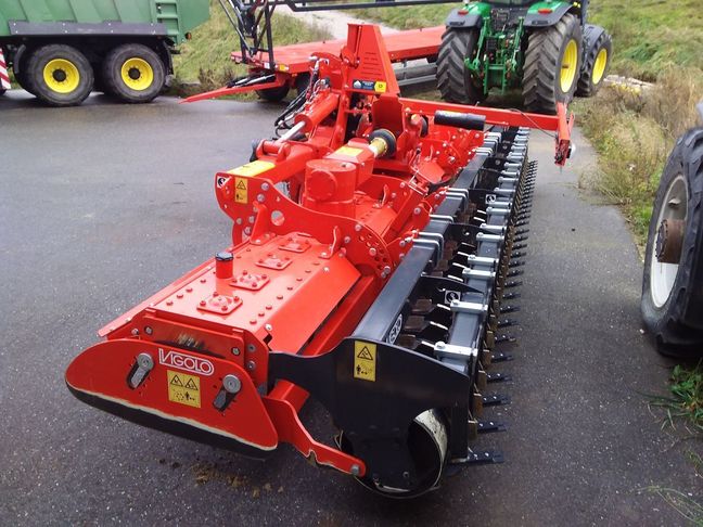 [3606-6554800-0_1.jpg]