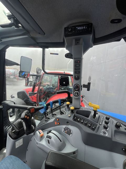 [3606-6660457-15.jpg]