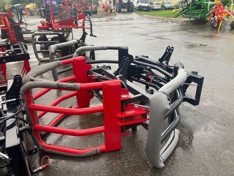 [3886-3256310-2.jpg]