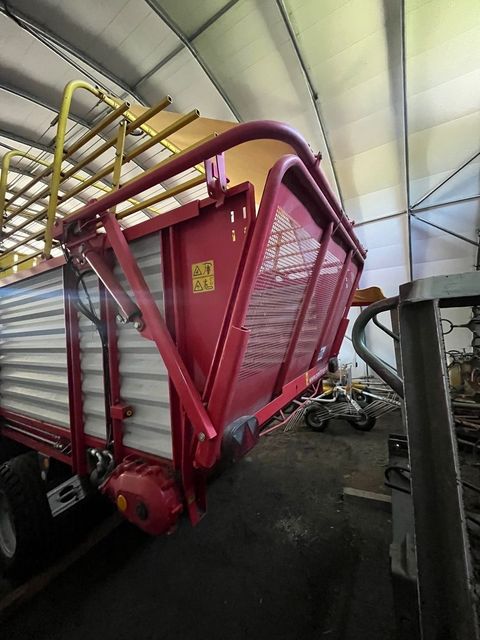 [3886-6116382-3.jpg]