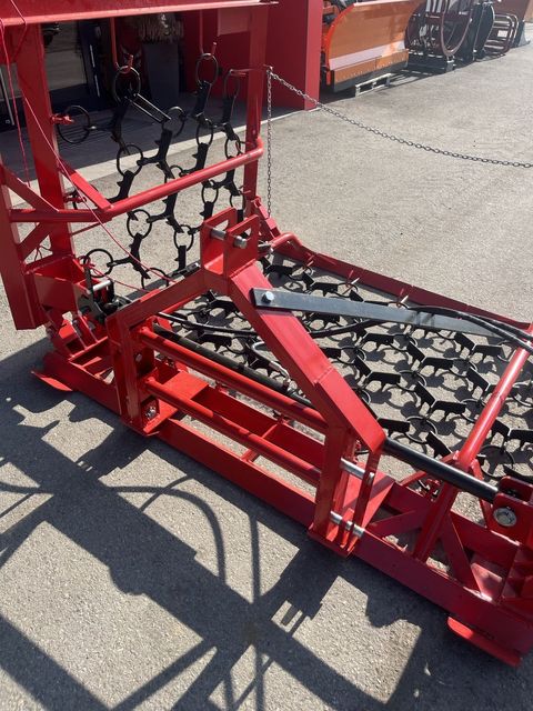 [3886-6769160-3.jpg]