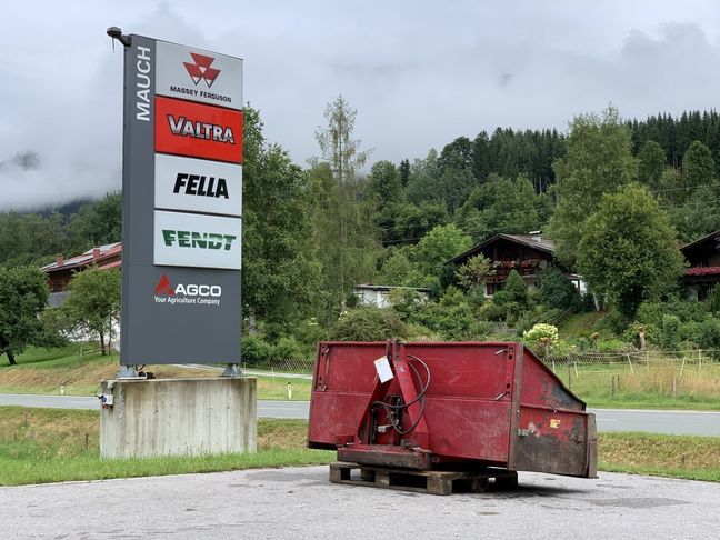 [3944-3743350-0_1.jpg]