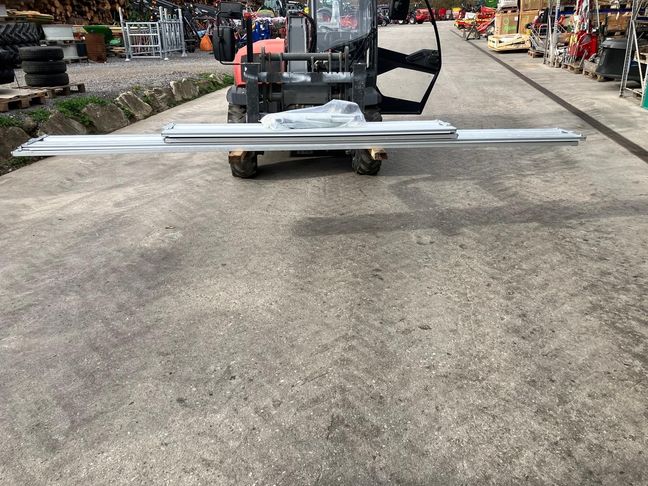 [3944-4304034-0_1.jpg]