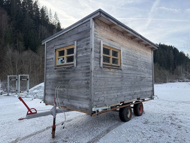 [3944-6559216-0_1.jpg]