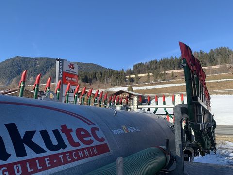 [3944-6664195-14.jpg]