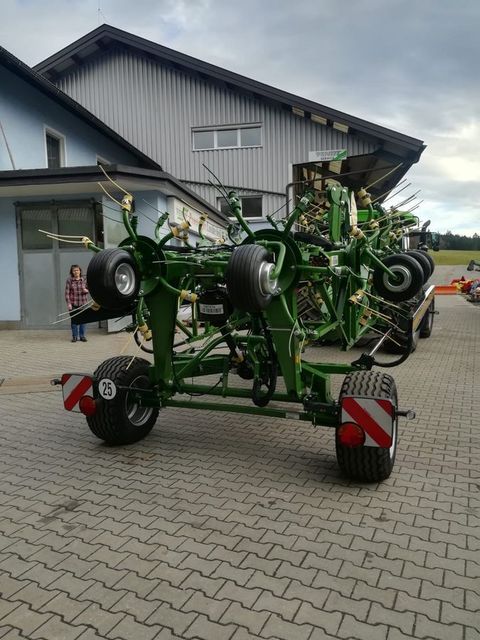 [4079-2297829-10.jpg]