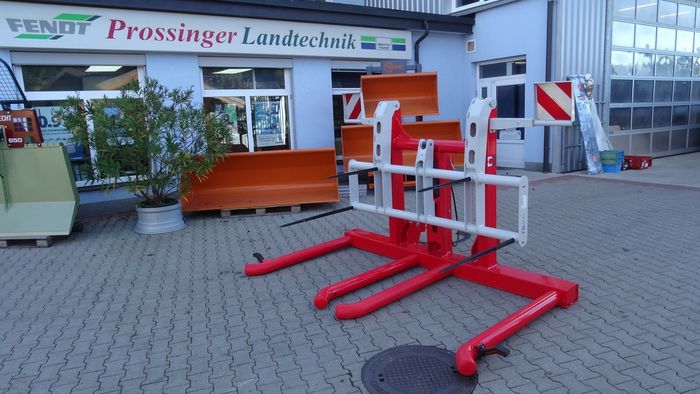 [4079-6177788-0_1.jpg]