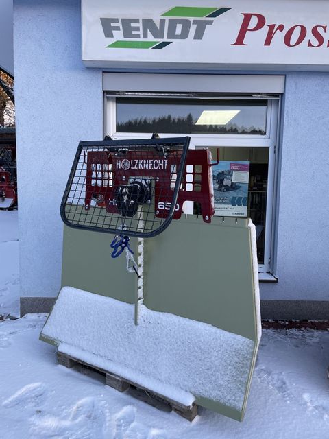 [4079-6588169-3.jpg]