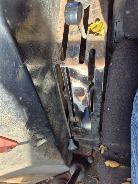 [4079-6638368-23.jpg]