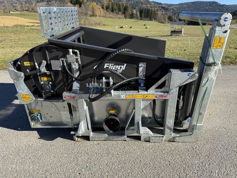 [4750-6406336-3.jpg]