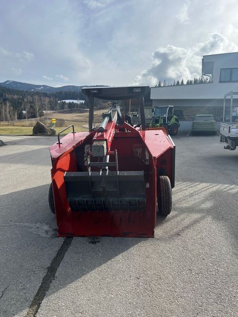 [4750-6478245-1.jpg]