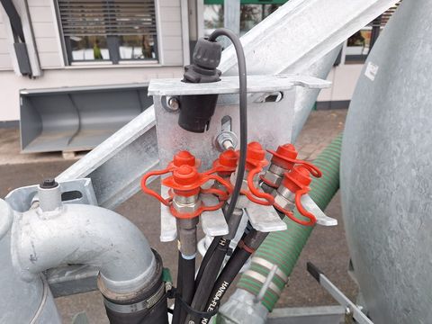 [5150-5933248-12.jpg]