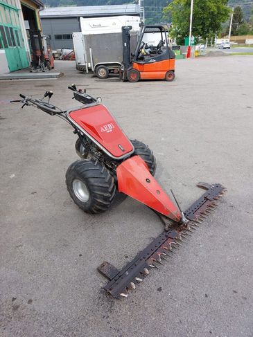 [6032-6376758-0_1.jpg]