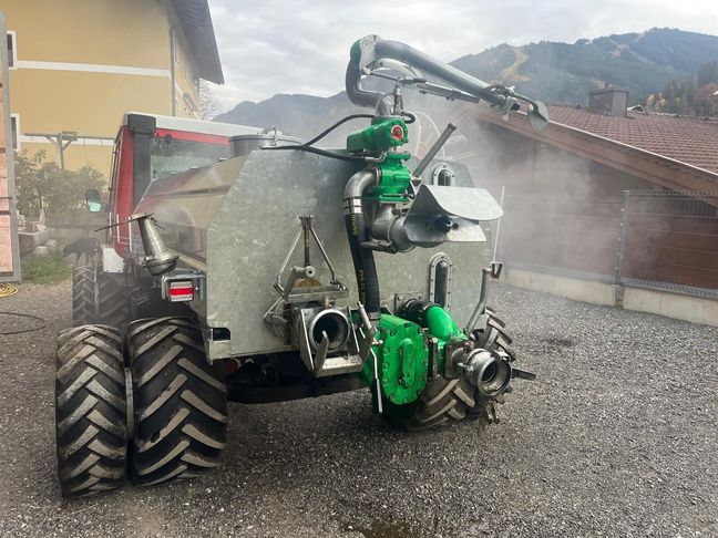 [6032-6965289-0_1.jpg]