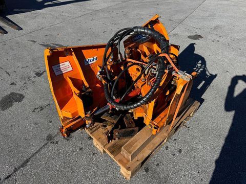 [6034-6474691-17.jpg]