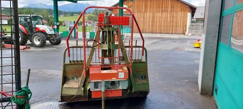 [6035-4338863-3.jpg]