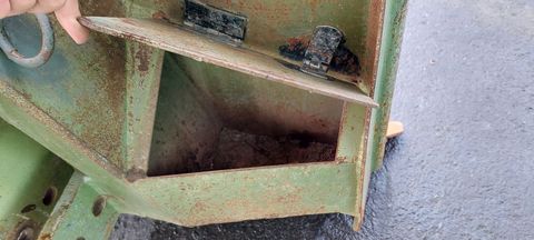 [6035-4338863-7.jpg]