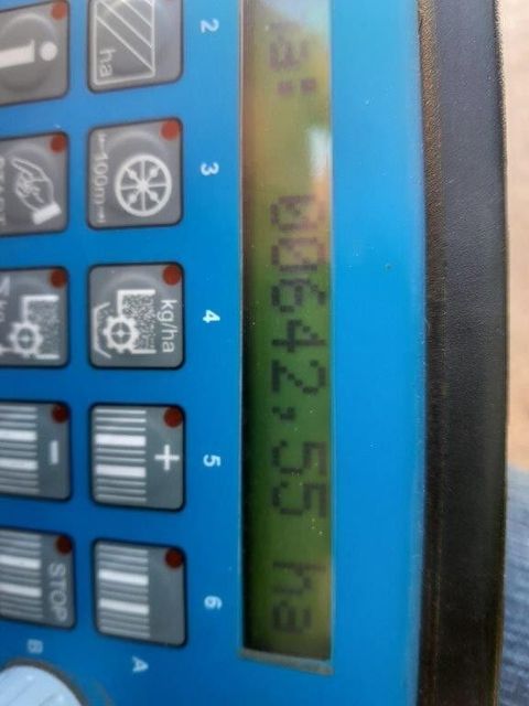 [6732-4239191-2.jpg]