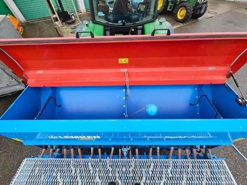 [6732-4239191-3.jpg]