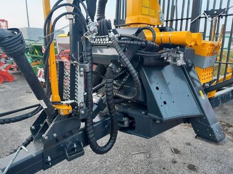 [6732-6484906-8.jpg]