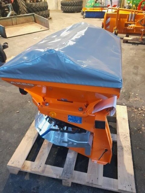 [6732-6678858-0.jpg]