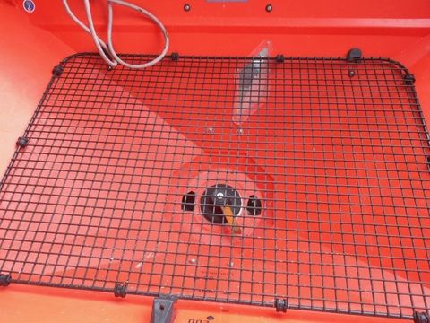 [6732-6679276-2.jpg]