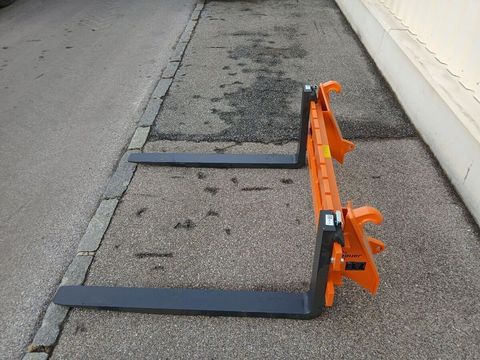 [6877-6666556-5.jpg]