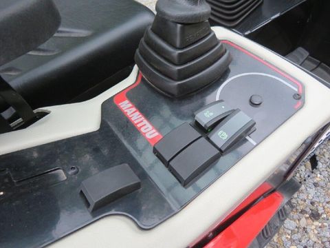 [7455-3776666-8.jpg]