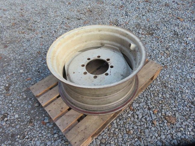 [7455-4657459-0_1.jpg]