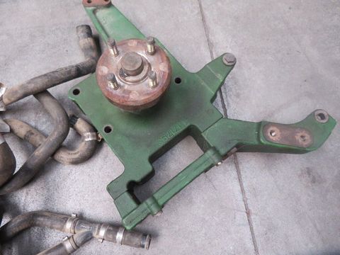 [7455-5725915-3.jpg]