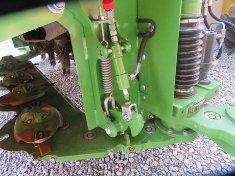 [7455-6099249-10.jpg]