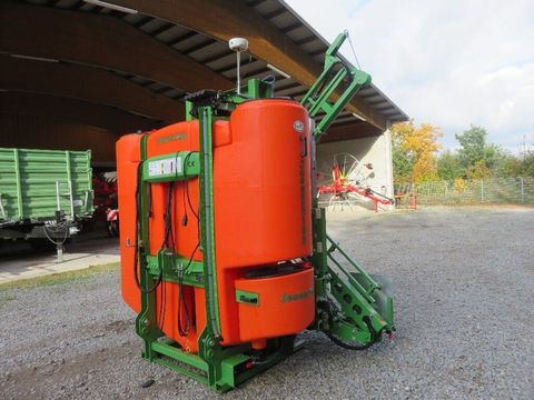 [7455-6319044-0.jpg]