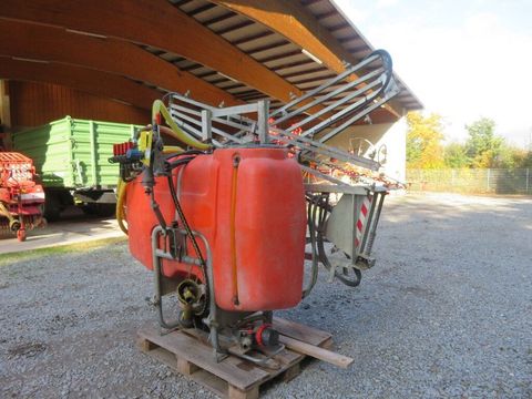 [7455-6319053-0.jpg]