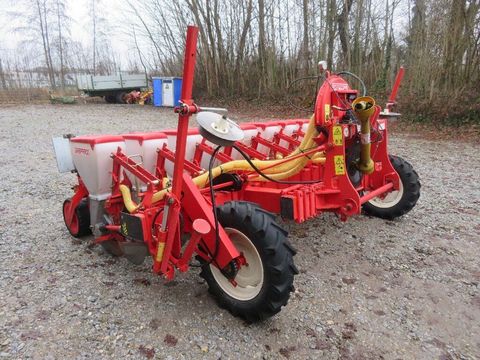 [7455-6526077-1.jpg]