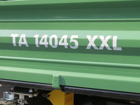 [7455-6686527-4.jpg]