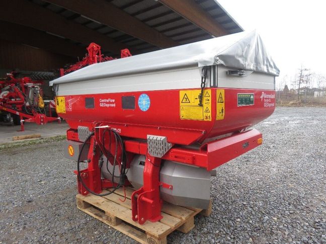 [7455-6689863-0_1.jpg]