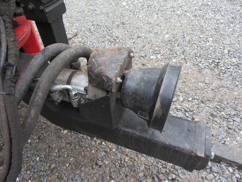 [7455-6692841-10.jpg]