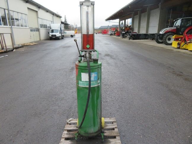 [7455-6693275-0_1.jpg]