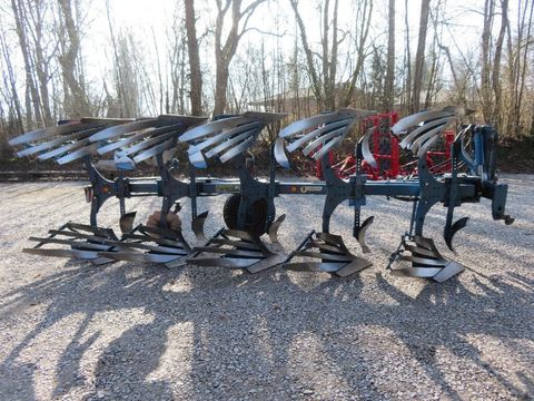 [7455-6759846-8.jpg]