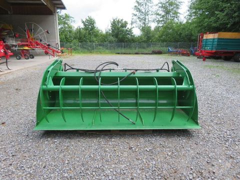 [7455-7117975-2.jpg]